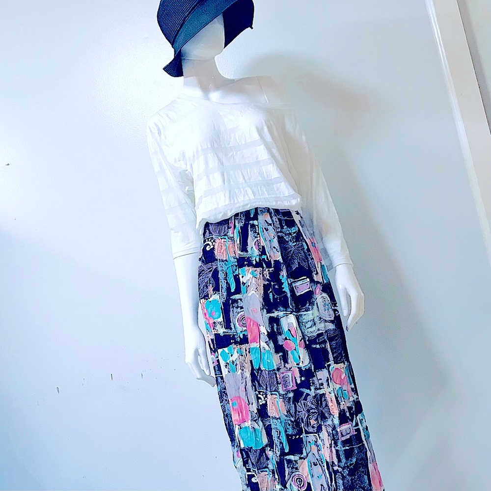 Gorgeous💕VTG Mixed*Media Geo Print Silky Skirt